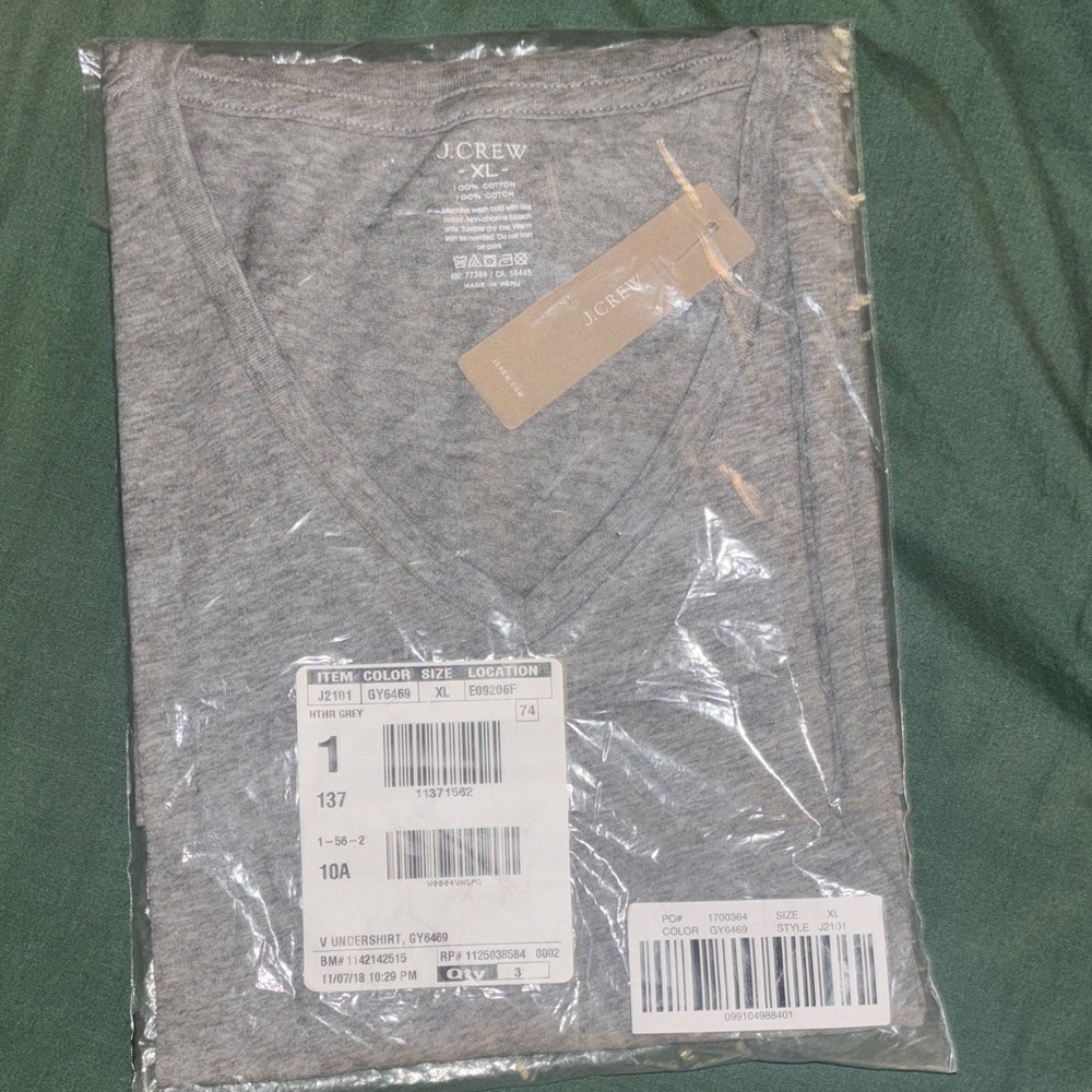 J. Crew Heather Gray V-Neck Tee XL